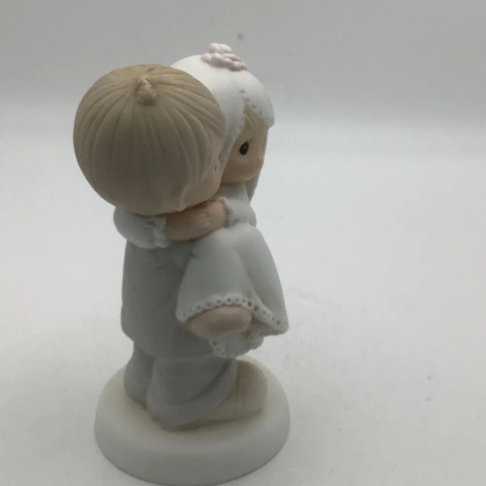 Charming 1982 Jonathan & David Bride and Groom Figurine